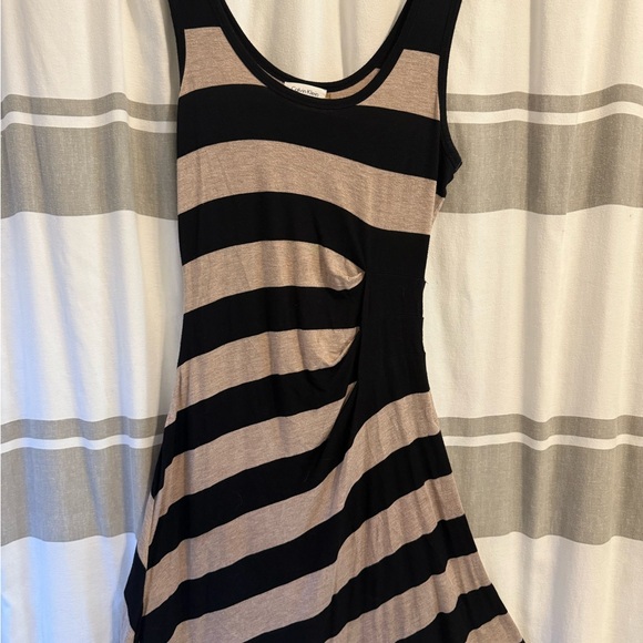 Calvin Klein Black and Tan Striped Midi Dress - Picture 2 of 3